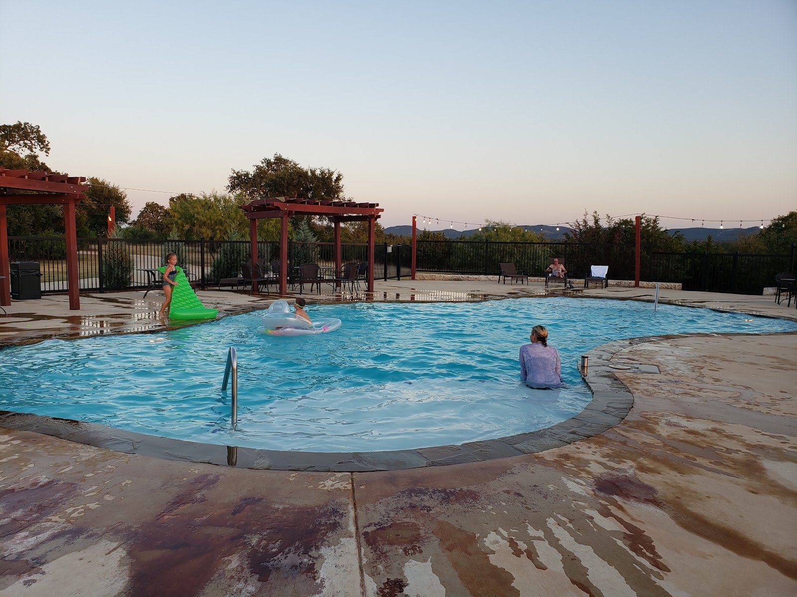 Antler  Oaks Lodge – Photo 2